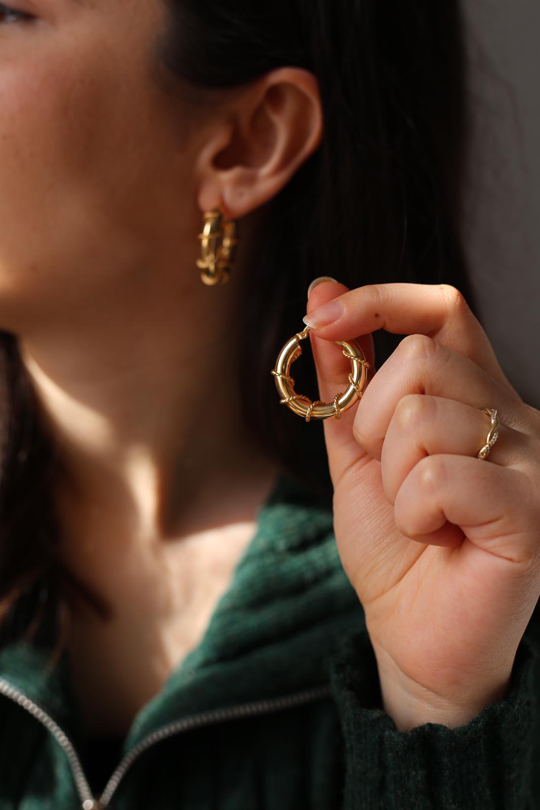 Gümüş Gold Sarmal Küpe